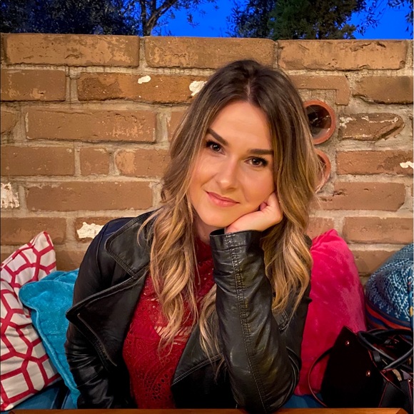 Meet your posher - Picture 10 of 15